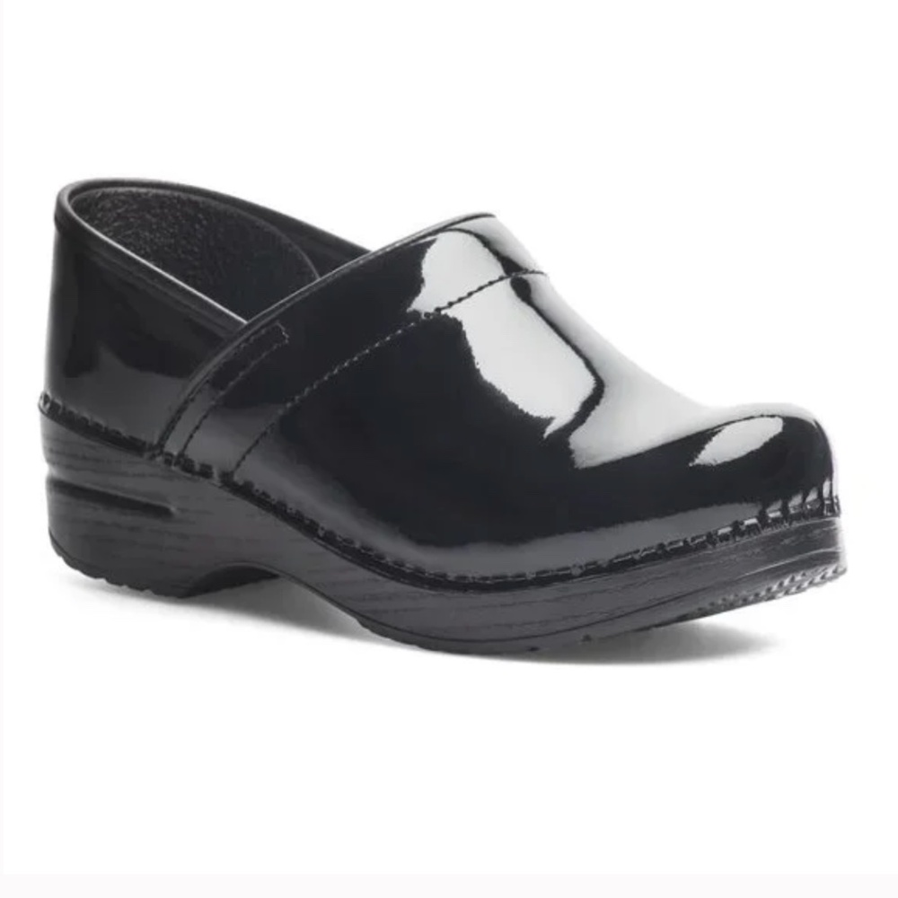 DANSKO Black Patent Leather Professional Clogs ~Size 37 EUC